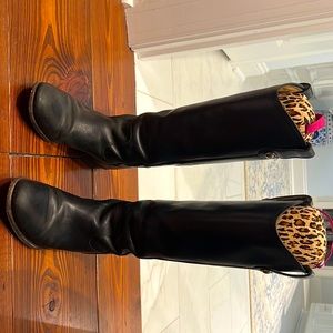 Black leather Frye boots